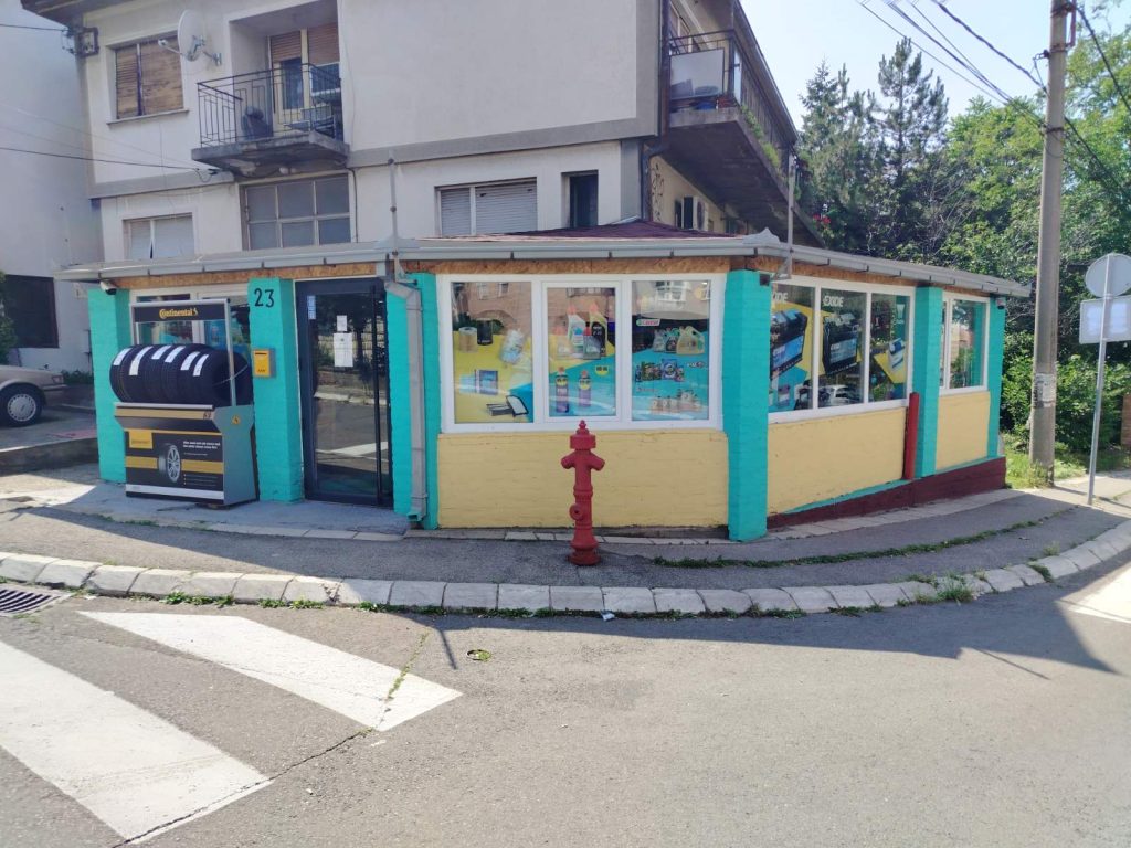 Auto NeBa prodavnica u Žarkovu
